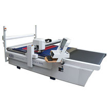 banco da taglio CNC per tessuto multi-strato (per cantieri navali) TEXCUT 3030 Kuris Spezialmaschinen