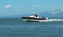 barca da pesca sportiva : walkaround fuoribordo (bi-motoreto, T-Top) REQUIN GRIS 28 Akesdesign