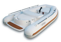 battello pneumatico : gommone di servizio semi-rigido accessoriato (idrogetto, con consolle centrale)  Aermarine
