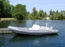 battello pneumatico : gommone di servizio semi-rigido accessoriato per yachts (fuoribordo, con consolle centrale) 22  Northwind