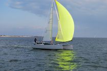 catamarano costiero V8 Virusboats