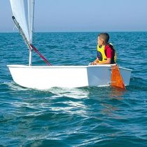 deriva da classe ISAF : OPTIMIST BABY BOAT CNA Cantiere Nautico