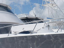 gruetta telescopica e girevole per yachts HMC Nautical Structures