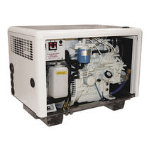 gruppo elettrogeno diesel per barche (0-5 KW) M673LD3 : 4.5 - 5 kW (shown with optional sound enclosure) Northern Lights