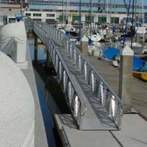 passerella per pontile con ringhiera (in alluminio)  Topper Industries