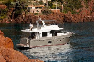 trawler entrobordo / con fly