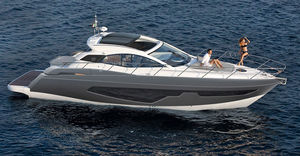 cabinato entrobordo / con scafo planante / hard-top / IPS