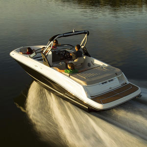 runabout entrofuoribordo / fuoribordo / con dual console / bow-rider