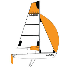 deriva multipla / da turismo / per scuola / spinnaker asimmetrico