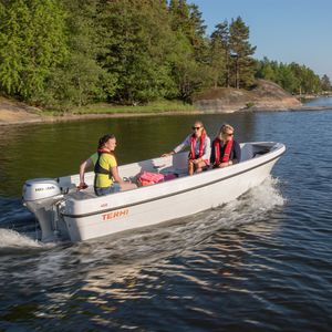 lancia fuoribordo / open / da pesca sportiva / max. 5 persone