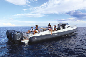 gommone fuoribordo / quadrimotore / semirigido / con dual console