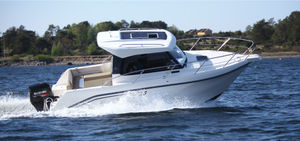 cabin-cruiser fuoribordo / hard-top / max. 7 persone