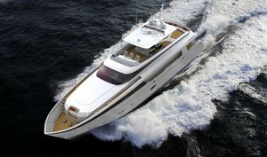 super-yacht da crociera / con fly / raised pilothouse / con 4 cabine