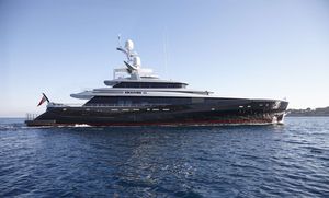 mega-yacht da crociera / con cabina di pilotaggio / in alluminio / su misura