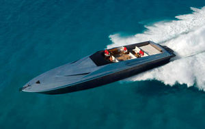 motor-yacht sportivo / ad alte prestazioni / con scafo planante / con 4 cabine