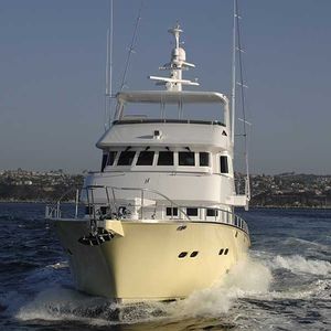 motor-yacht per spedizione / trawler / raised pilothouse / in fibra di vetro