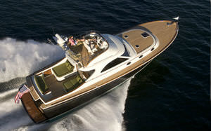 motor-yacht tradizionale / lobster / con fly / con scafo dislocante