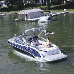 runabout entrobordo / bow-rider / con dual console / da wakeboard