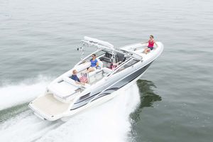 runabout entrobordo / bow-rider / sportivo / con T-top