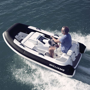 gommone a idrogetto / semirigido / con console centrale / max. 3 persone