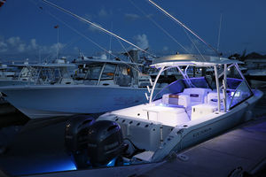 runabout fuoribordo / bimotore / bow-rider / con dual console