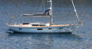 sailing-superyacht di lusso tradizionale / con poppa aperta / semi-custom
