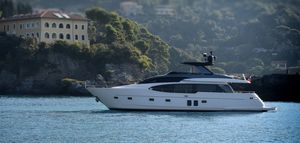 motor-yacht da crociera / con fly / con 3 o 4 cabine