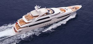 mega-yacht da crociera / raised pilothouse / in acciaio