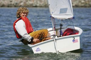 deriva per bambini / solitaria / da regata / cat boat