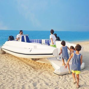 gommone fuoribordo / bimotore / RIB / con console laterale