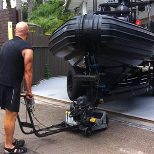 trattore da rimorchio per cantiere navale / elettrico
