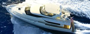 motor-yacht da crociera / con fly / con scafo planante