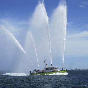 barca antincendio entrobordo a idrogetto / in alluminio