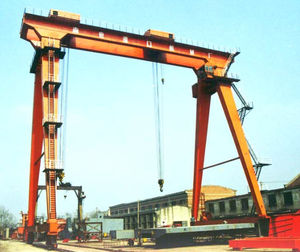 gru di impilaggio per container su rotaie