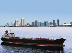 nave cargo petroliera