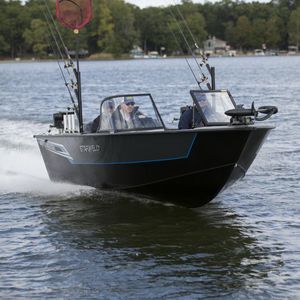 bay boat fuoribordo / con dual console / da pesca sportiva
