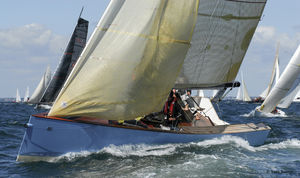 monoscafo / day-sailer / con poppa aperta / in legno