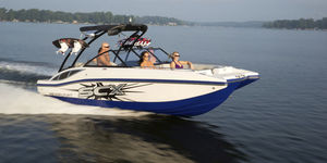 deck boat entrobordo / da wakeboard / max. 12 persone