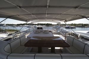 motor-yacht da crociera / con fly / con 3 o 4 cabine