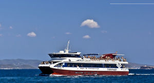 traghetto passeggeri catamarano