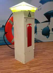 colonnina antincendio / con illuminazione incorporata / per pontile
