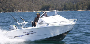 day cruiser fuoribordo / da pesca sportiva / max. 5 persone