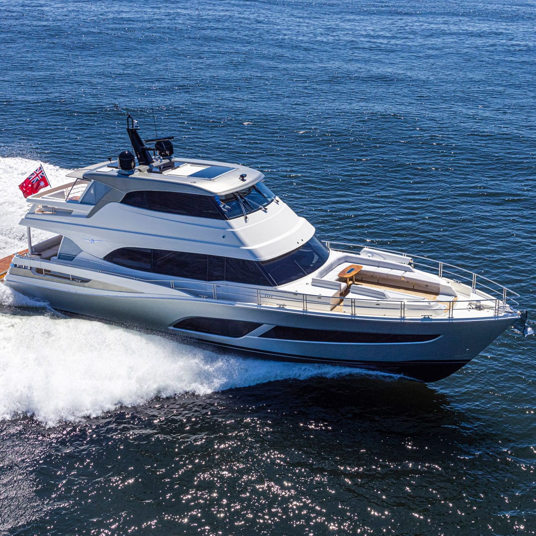 motor yacht xeia