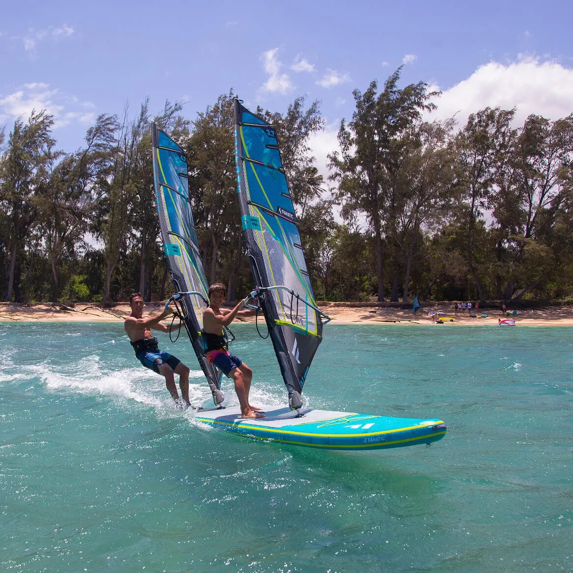 Ottimizza la tua attrezzatura da surf con un affidabile accessorio in gomma per le articolazioni del tendine del windsurf