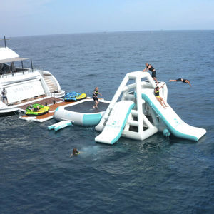 gioco acquatico scivolo