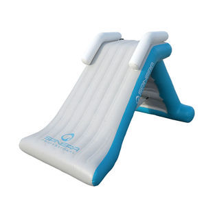 gioco acquatico scivolo