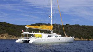 sailing-yacht catamarano / da crociera / con poppa aperta / in alluminio