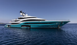 mega-yacht da crociera