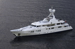 mega-yacht da crociera 1