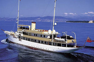 mega-yacht da crociera